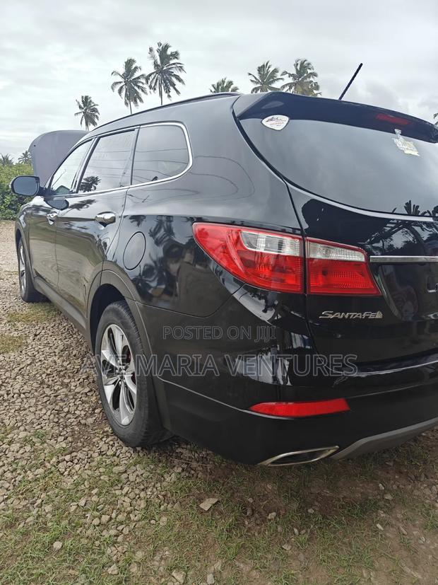 Hyundai Santa Fe Limited 4dr SUV AWD (3.3L 6cyl 6A) 2015 Black