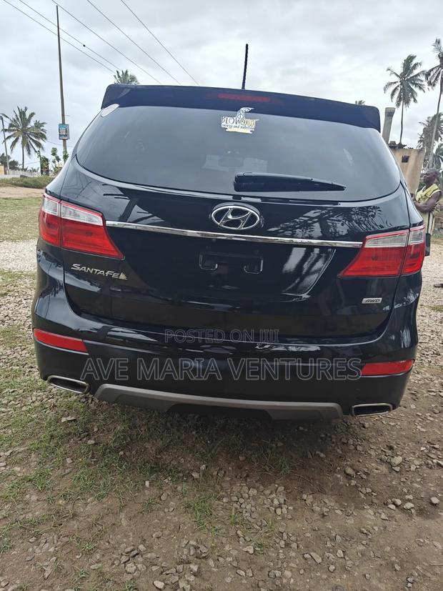 Hyundai Santa Fe Limited 4dr SUV AWD (3.3L 6cyl 6A) 2015 Black