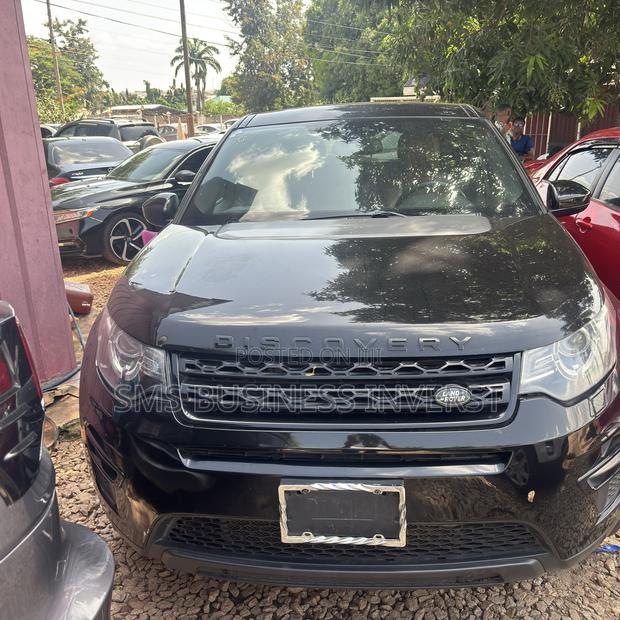 Land Rover Discovery 2016 Black