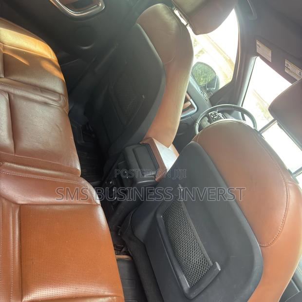 Land Rover Discovery 2016 Black