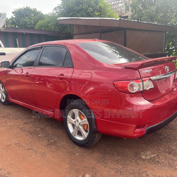 Toyota Corolla S Special Edition 4dr Sedan (1.8L 4cyl 4A) 2013 Red