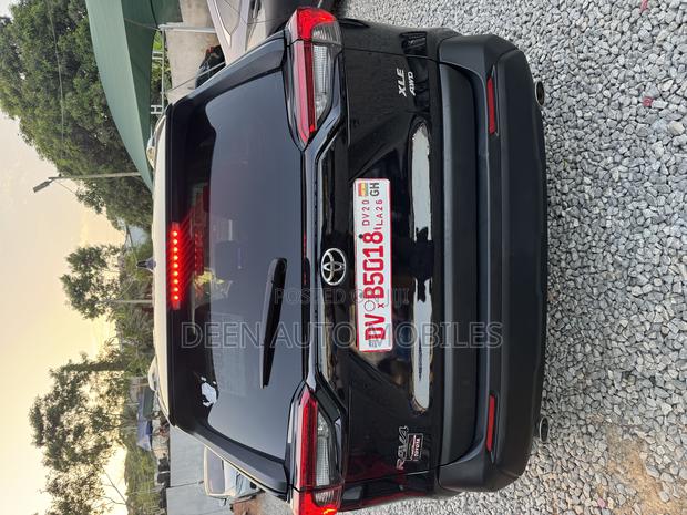 Toyota RAV4 2025 Black