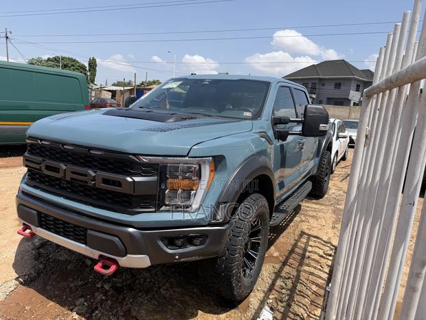 Ford F-150 Raptor 2022 Blue