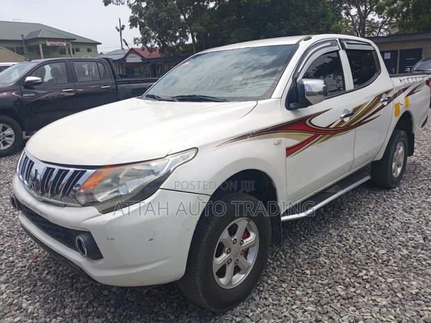 Mitsubishi L200 2018 White