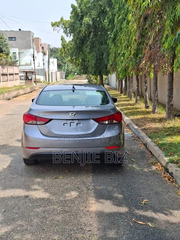 Hyundai Elantra 2015 Gray
