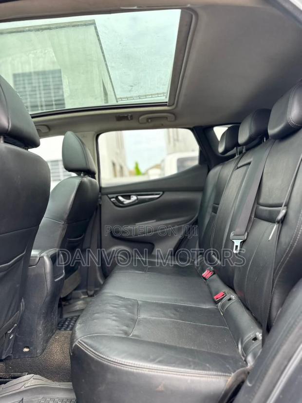Nissan Qashqai 2017 Gray