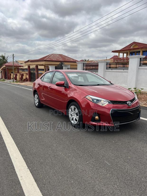 Toyota Corolla LE 4dr Sedan (1.8L 4cyl CVT) 2016 Red