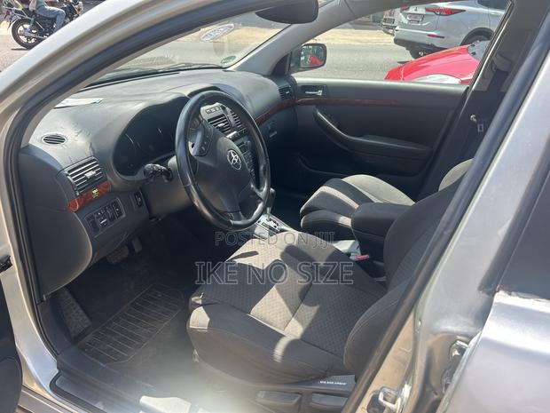 Toyota Grand Highlander Hybrid 2025 Blue