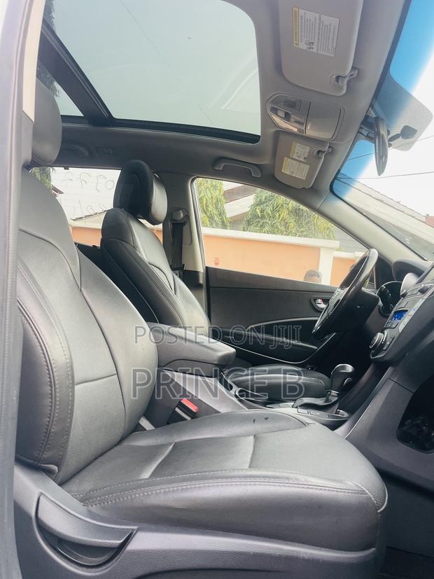 Hyundai Santa Fe Limited Ultimate AWD 2018 White