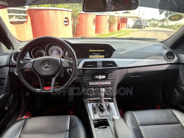 Mercedes-Benz C250 2013 Black