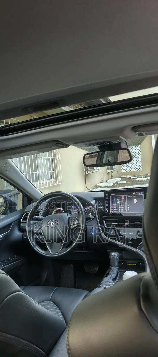 Toyota Camry SE 2023 Black