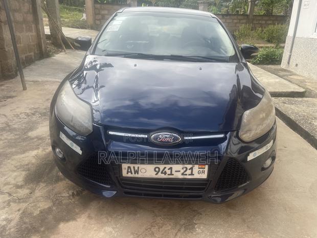Ford Focus S Sedan FWD (2.0L 4cyl 5M) 2013 Black