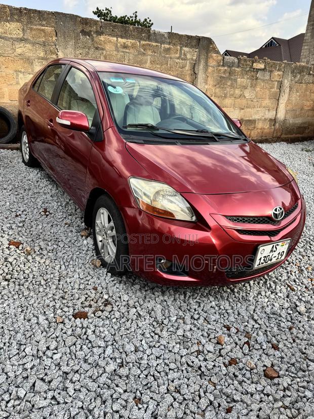 Toyota Yaris 1.5 Automatic 2009 Red