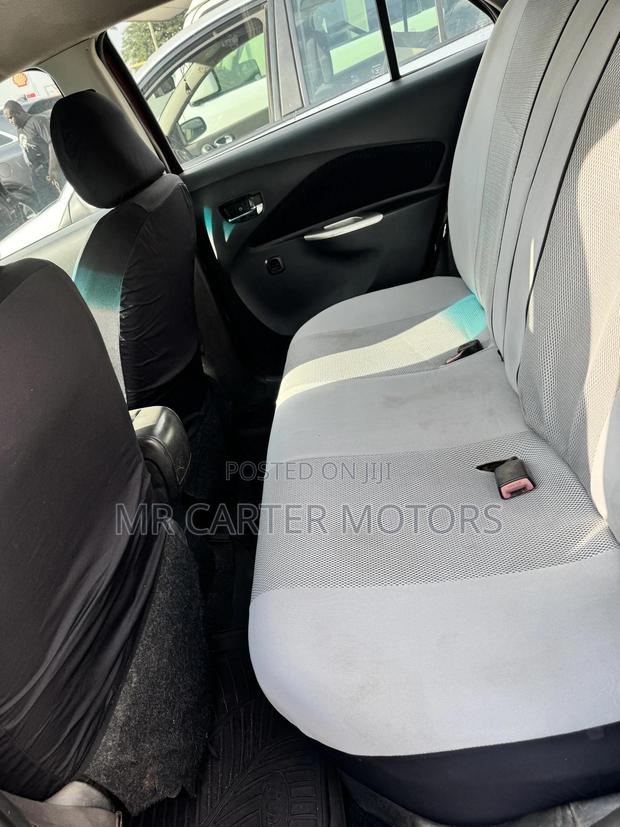 Toyota Yaris 1.5 Automatic 2009 Red