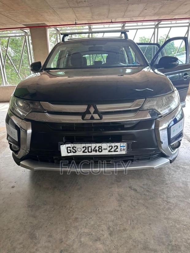 Mitsubishi Outlander 2.4 PHEV AWD 2016 Blue