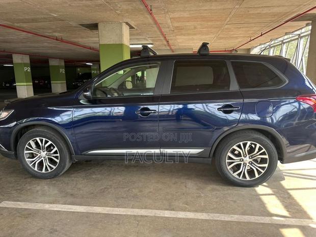Mitsubishi Outlander 2.4 PHEV AWD 2016 Blue