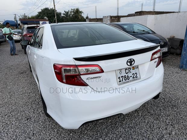 Toyota Camry 2013 Silver