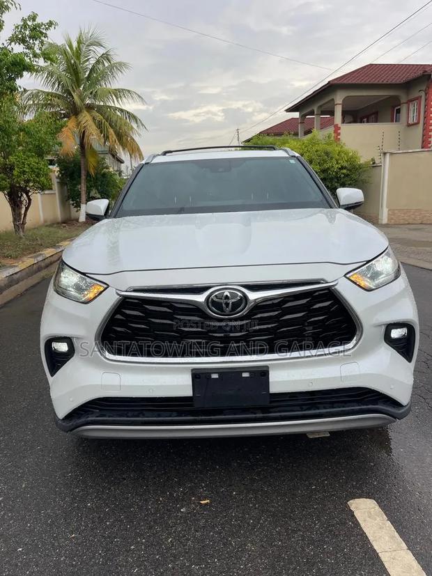 Toyota Highlander Platinum 2022 White