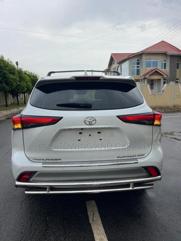 Toyota Highlander Platinum 2022 White