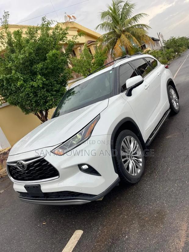 Toyota Highlander Platinum 2022 White