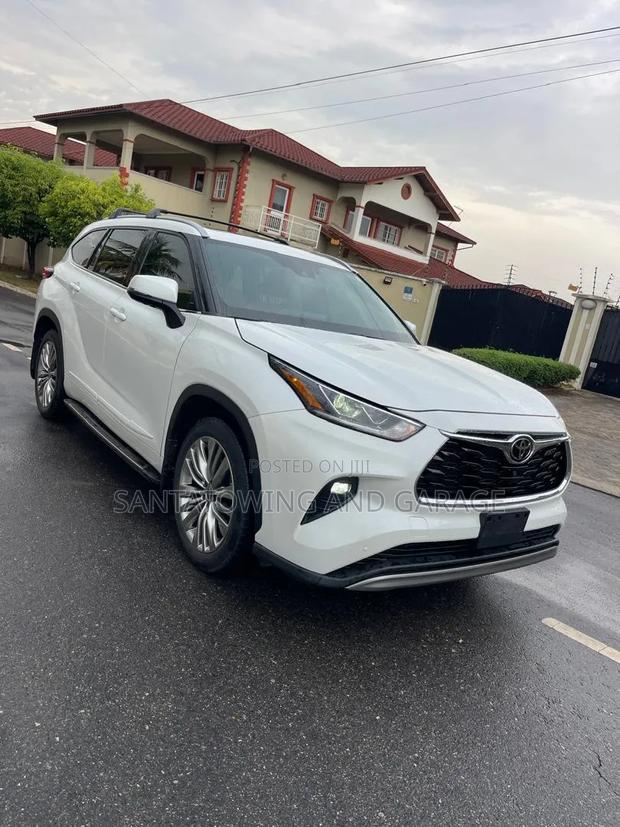 Toyota Highlander Platinum 2022 White