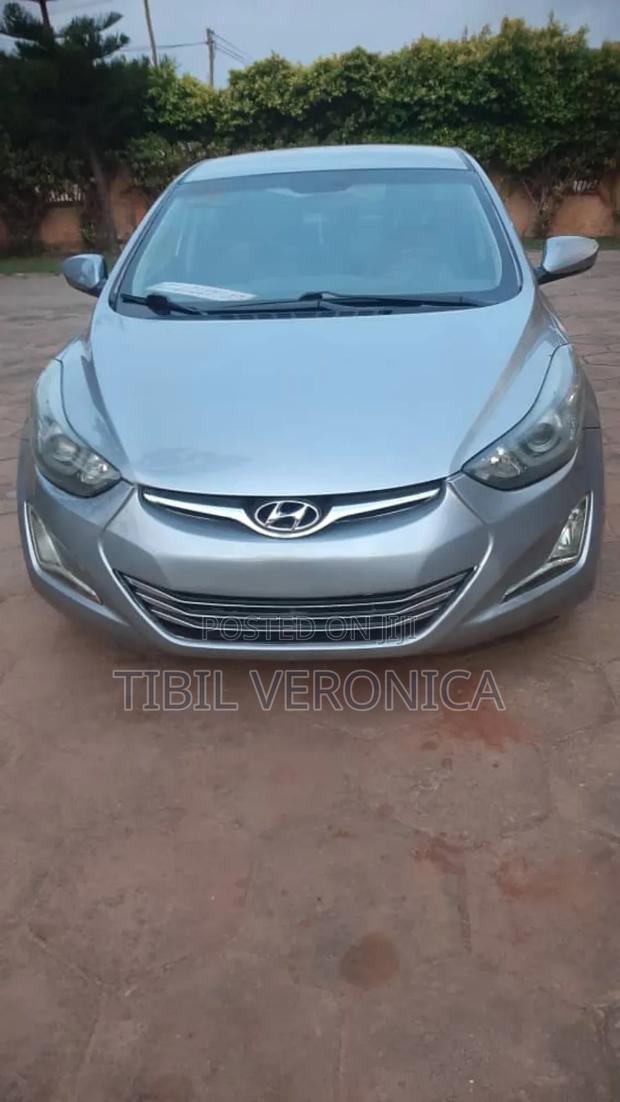 Hyundai Elantra SE Sedan FWD (1.8L 4cyl 6A) 2016 Silver