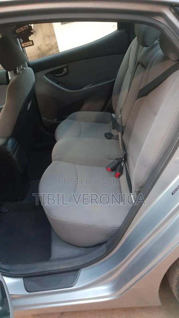 Hyundai Elantra SE Sedan FWD (1.8L 4cyl 6A) 2016 Silver