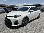 Toyota Corolla XLE (1.8L 4cyl 2A) 2018 White for sale