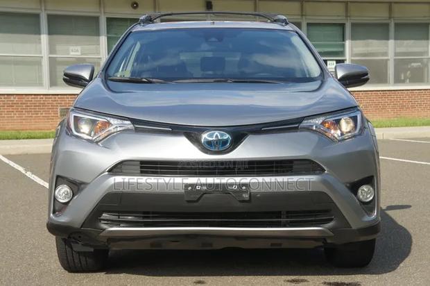 Toyota RAV4 2016 Silver