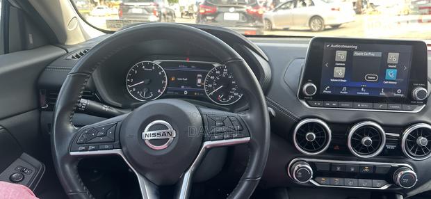 Nissan Sentra S 2022 Silver