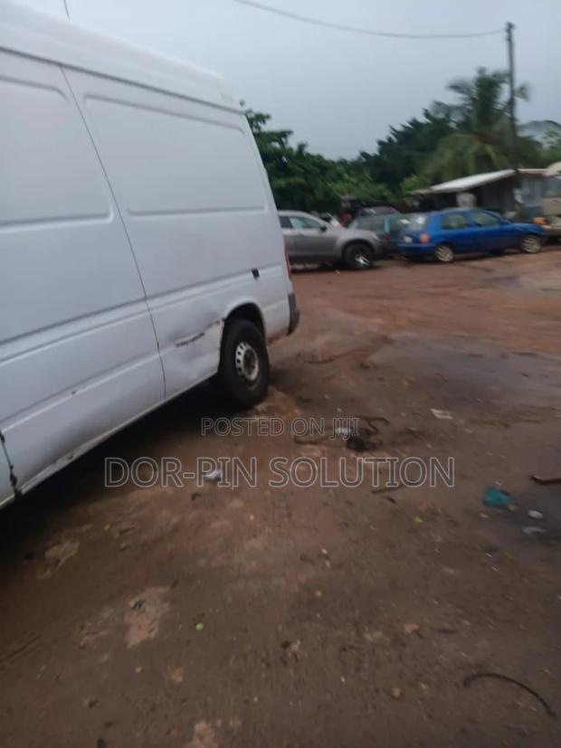 Mercedes-Benz Sprinter 2004 White