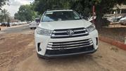 Toyota Highlander Limited Platinum 2019 White for sale