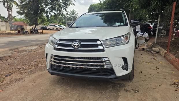 Toyota Highlander Limited Platinum 2019 White