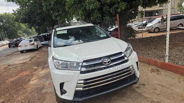 Toyota Highlander Limited Platinum 2019 White
