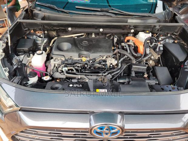 Toyota RAV4 Hybrid 2022 Gray