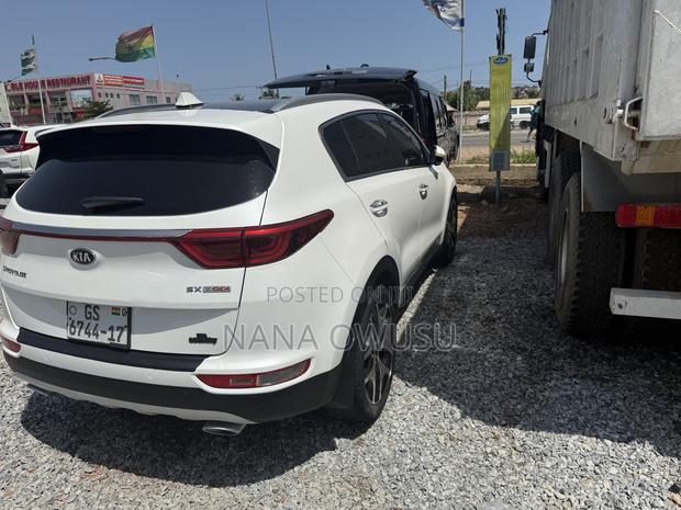 Kia Sportage SX 4dr SUV (2.0L 4cyl Turbo 6A) 2017 White