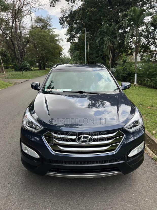 Hyundai Santa Fe SE FWD 2016 Blue