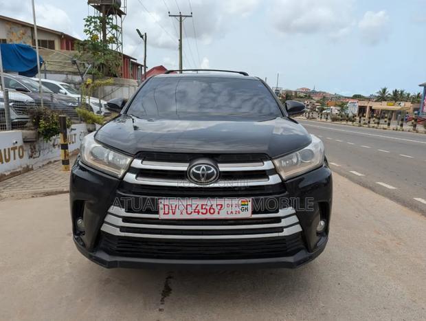Toyota Highlander LE 4x2 (2.7L 4cyl 6A) 2018 Black