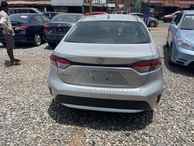Toyota Corolla 2022 Silver