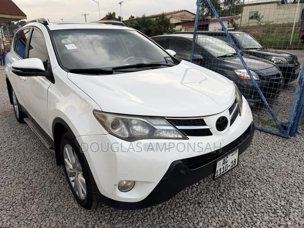 Toyota RAV4 2015 White