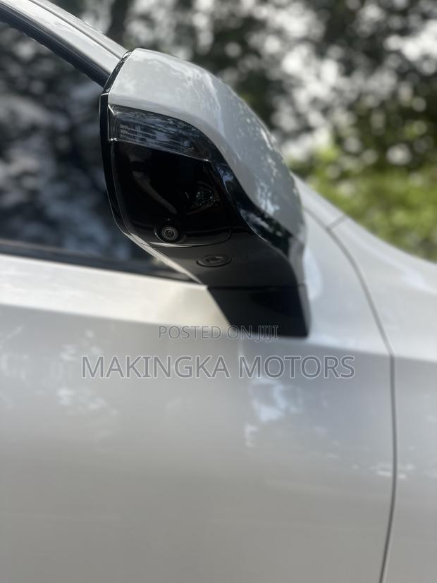 Cadillac Escalade 2021 White