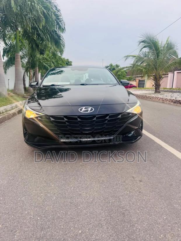 Hyundai Elantra 2022 Black