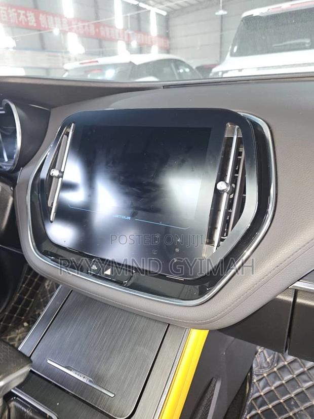 Jetour X70 1.5 7-Seater FWD 2020 Yellow