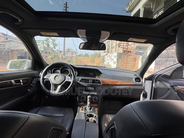Mercedes-Benz C300 2012 White