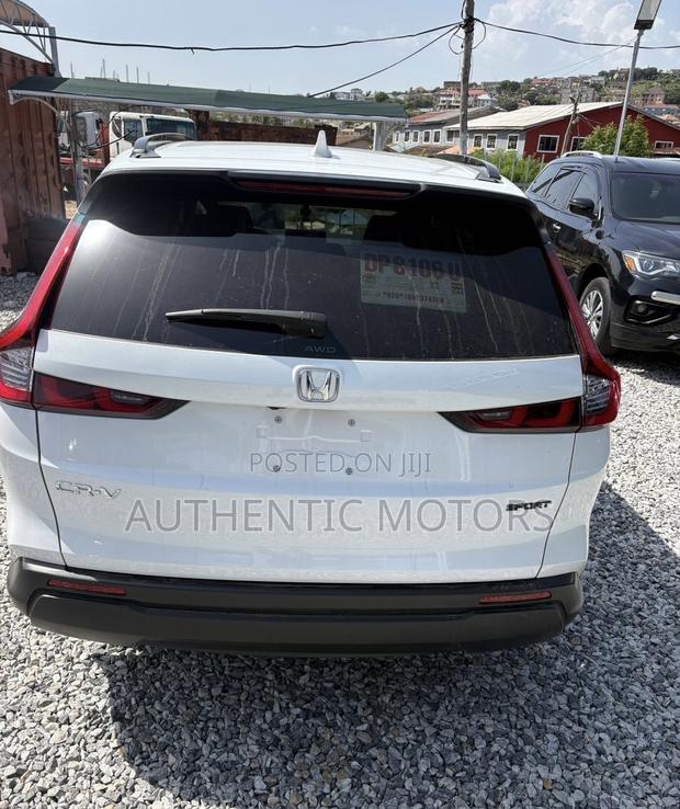 Honda CR-V 2024 White
