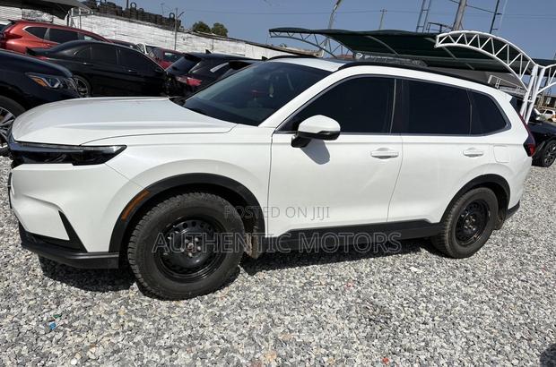 Honda CR-V 2024 White
