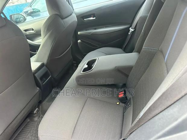 Toyota Corolla SE 2020 White