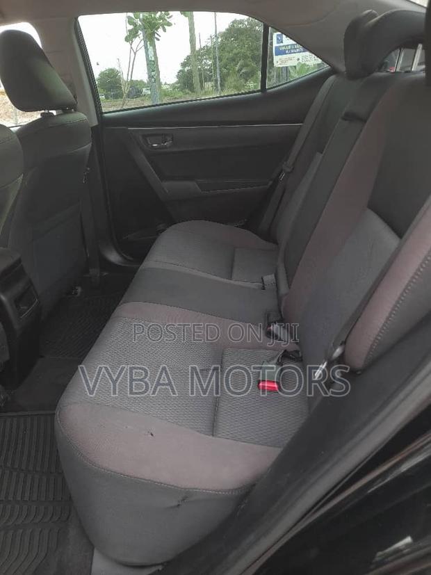 Toyota Corolla LE Eco (1.8L 4cyl 2A) 2019 Black