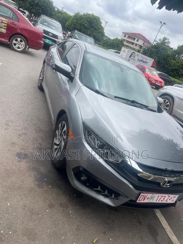 Honda Civic LX 4dr Sedan (2.0L 4cyl) 2016 Silver