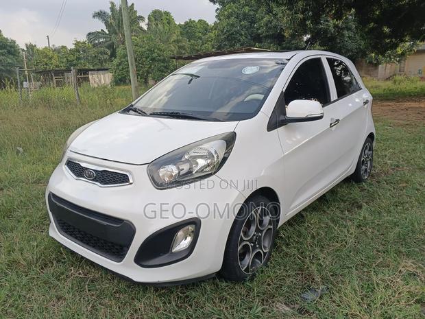 Kia Morning 2011 White